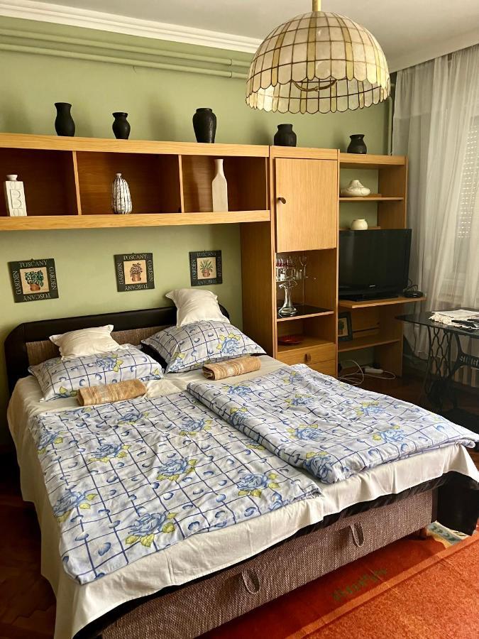 Apartment Hajnalka Apartmanhaz *