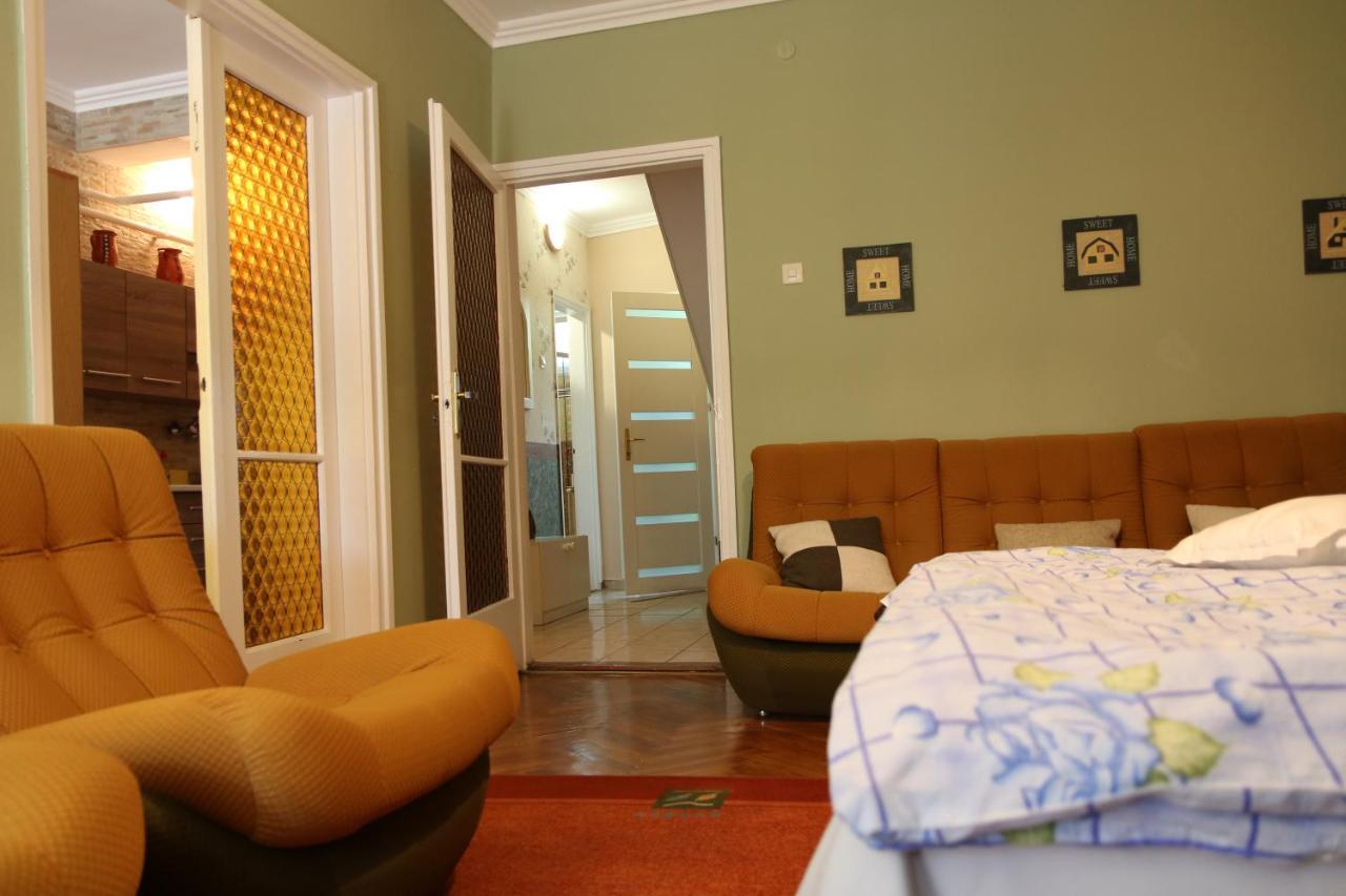 Hajnalka Apartmanhaz